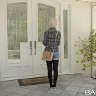 Elsa Jean in 'Please me'