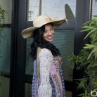 Honey Gold in 'Different Kind of Daddy'