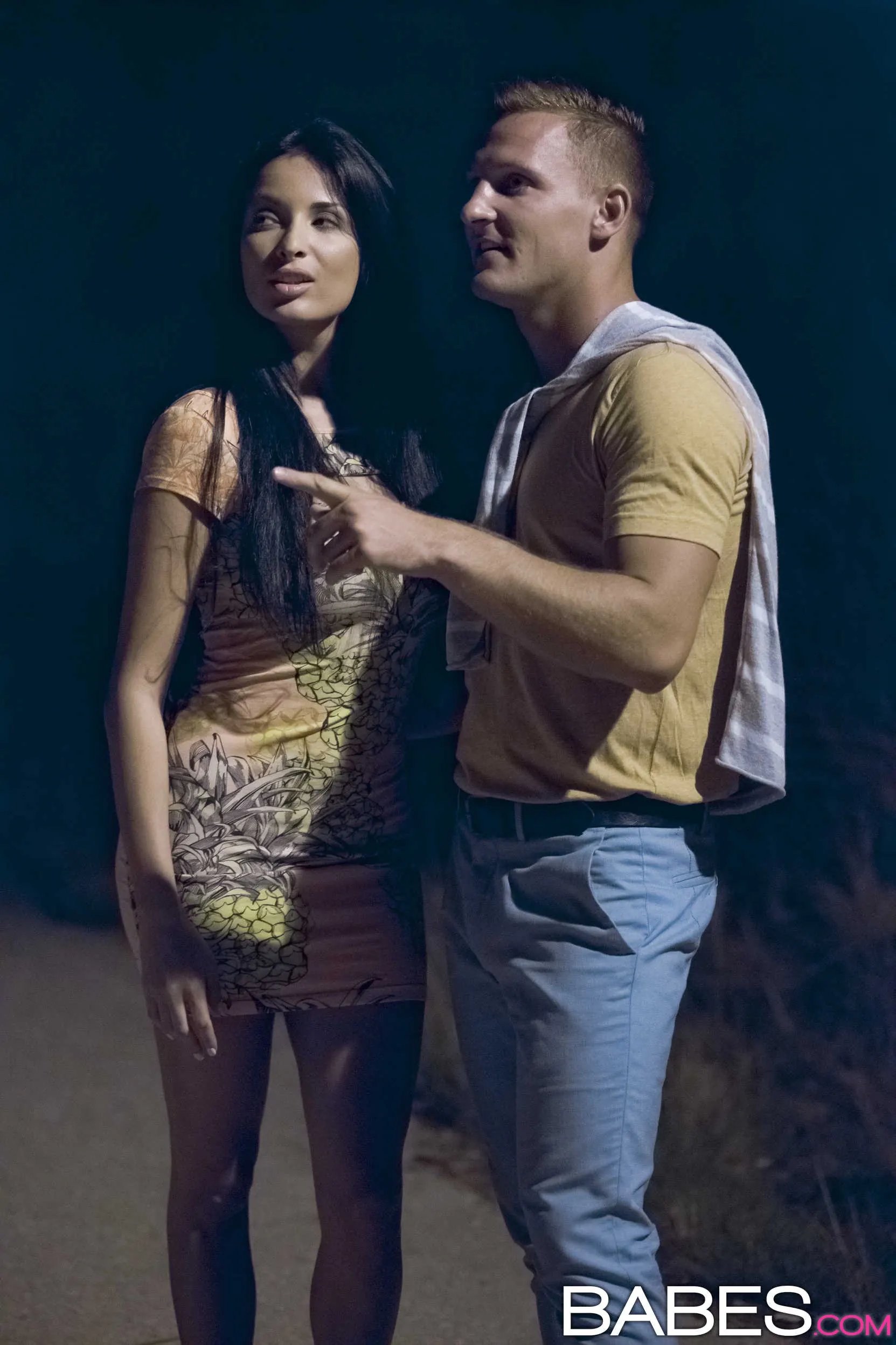 Anissa Kate - Grind Up On Me | Picture (1)